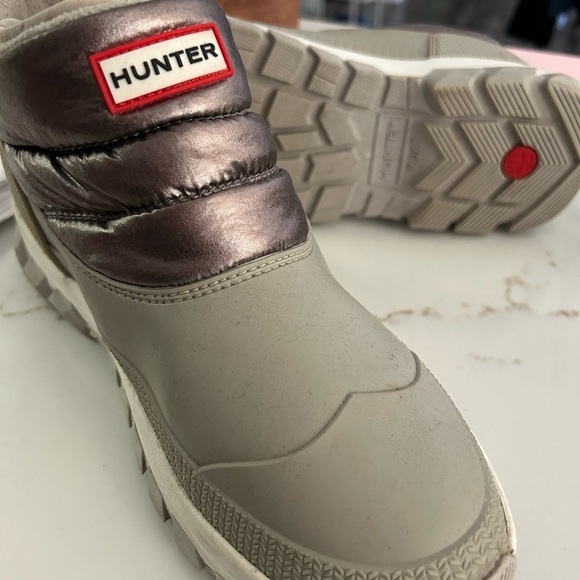 Hunter Insulated Metallic Snow Ankle Women's Boots Dark Silver Hail Grey size 9 - Picture 4 of 7